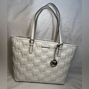 NWT Michael Kors Jet Set MD Carryall Tote Optic White Embossed MK $378